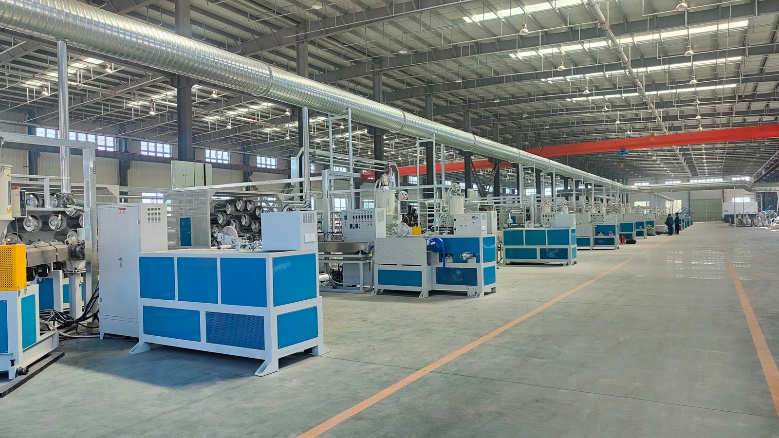 PVC hose extrusion machine at Yoshine Hose factory